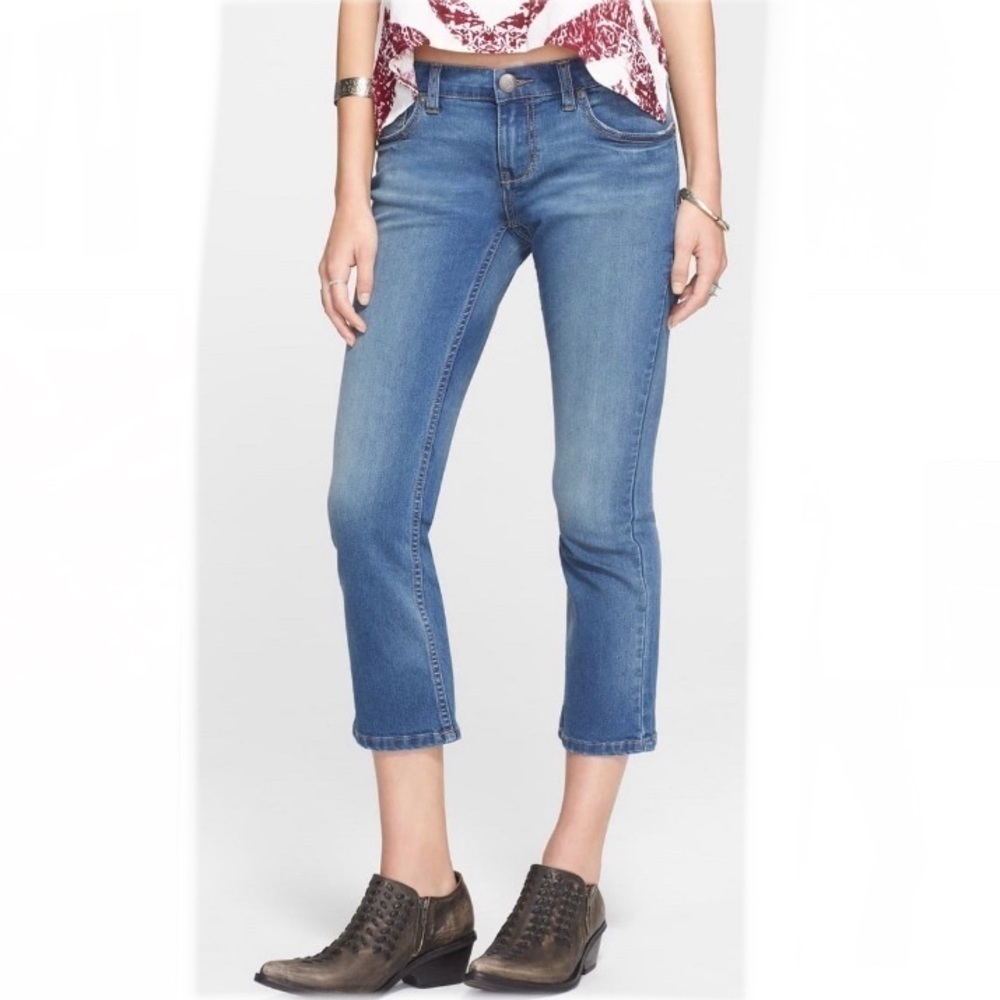 Free People 'Slim Kick' Crop Jeans Blue‎ 26